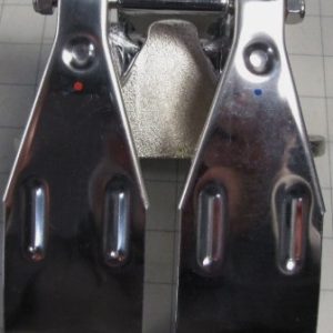 Double Knee Valve